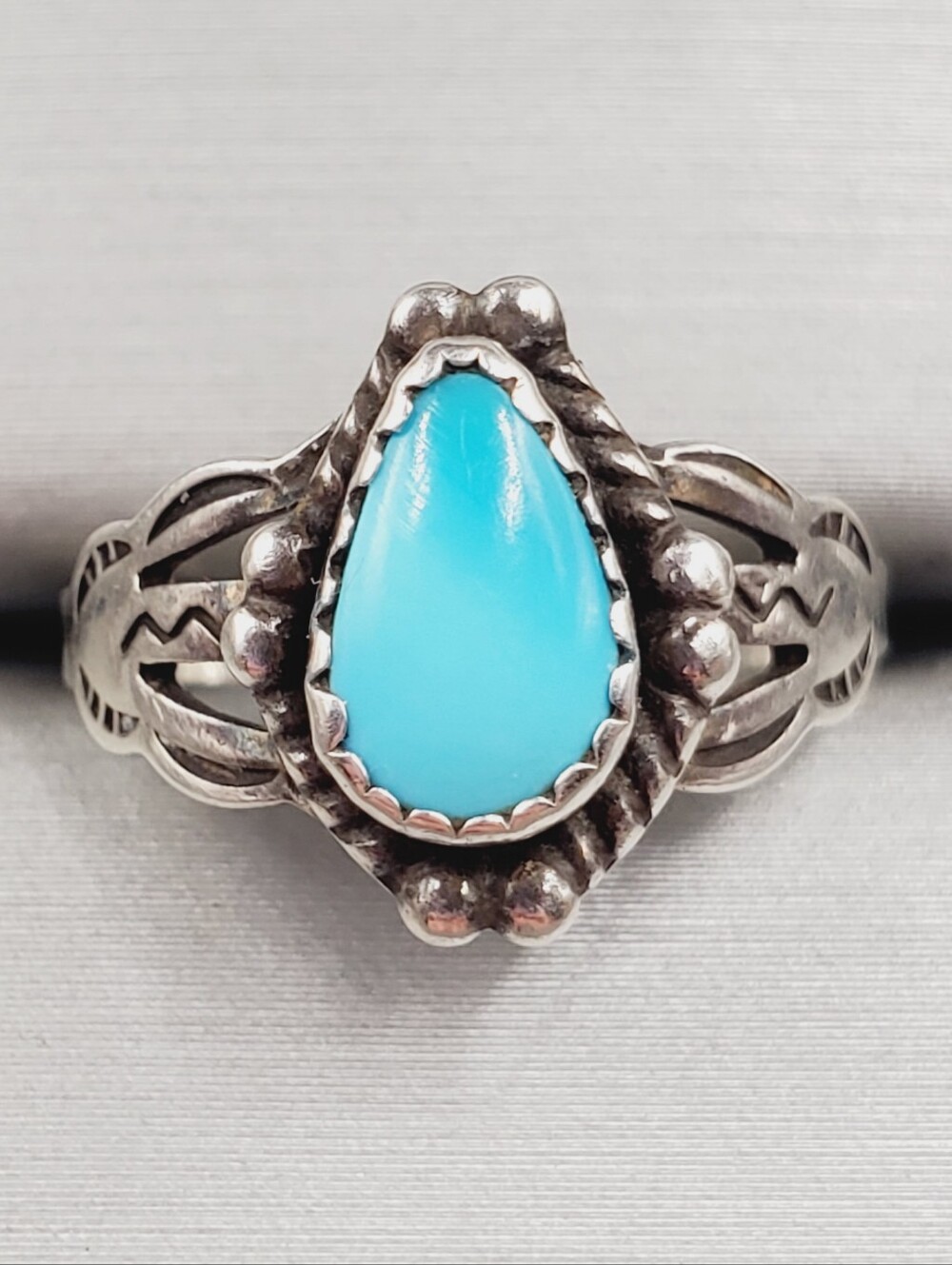 Sterling Silver Teardrop Genuine Turquoise Vintage Arrow Ring